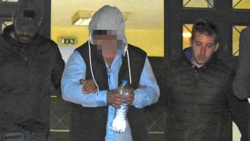 Έγκλημα στα Μέγαρα - Σύζυγος κατηγορούμενου: Γινόταν βίαιος, απειλούσε ότι θα με χτυπήσει, έπαιρνε και χάπια