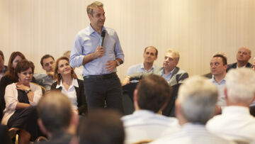 Μητσοτάκης προς τους βουλευτές της ΝΔ: «Έχουμε ξεπεράσει τις προσδοκίες των πολιτών