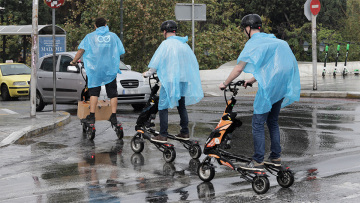 Καιρός: Από Τρίτη το πιο δυνατό κύμα κακοκαιρίας του φθινοπώρου