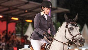 Αθηνά Ωνάση: Χρυσές μπίζνες με άλογα κούρσας