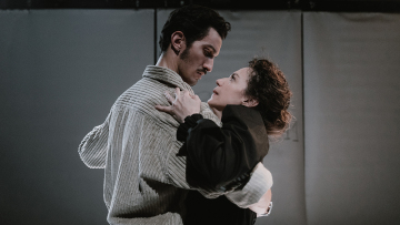 Η «Απολογία της Μαρί Κιουρί» στο Θέατρο Σταθμός 