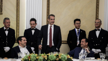 Δείπνο στο Προεδρικό για τον Κινέζο πρόεδρο: Τα πηγαδάκια, το μενού, οι λαμπερές εμφανίσεις