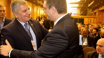 Εκλογές ΕΝΠΕ: Πρώτη η παράταξη Τζιτζικώστα με 70,9% - Μονοψήφιο ποσοστό η Δούρου