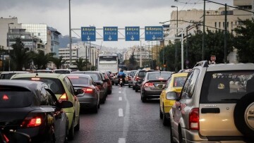Σε ασφυξία το κυκλοφοριακό στην Αθήνα - Δεν υπάρχουν «μαγικές» λύσεις, έχουμε κι άλλους τρόπους μετακίνησης λέει καθηγητής του ΕΜΠ