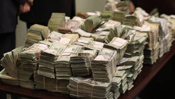 Ηράκλειο: Πέταξε στα σκουπίδια θησαυρό από μετρητά ύψους 25.000 ευρώ!