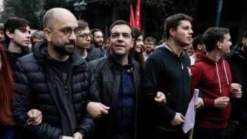 Τσίπρας για πορεία Πολυτεχνείου: Όσοι είχαν υπολογίσει ότι θα ξεμπερδέψουν με τον ΣΥΡΙΖΑ ας το ξανασκεφτούν
