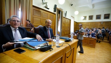 Βουλή: Διάσταση απόψεων μεταξύ διοίκησης και εργαζομένων της ΔΕΗ