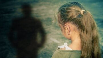 Μαρτυρία - σοκ για τον βιασμό της 12χρονης στη Μάνη: Η γιαγιά γνώριζε τις ασελγείς πράξεις του παππού