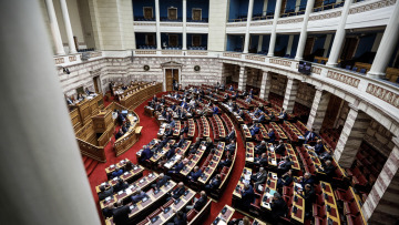 Συνταγματική αναθεώρηση: Απορρίφθηκε η αίτηση αντισυνταγματικότητας του ΣΥΡΙΖΑ για το άρθρο περί εκλογής ΠτΔ