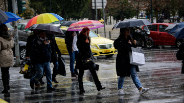 Καιρός - Έκτακτο δελτίο ΕΜΥ: Η κακοκαιρία «Διδώ» πλησιάζει την Αθήνα - Δείτε χάρτες 