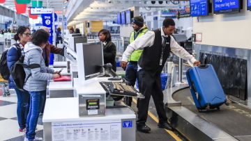 ΗΠΑ: Μετ' εμποδίων ο εορτασμός της Ημέρας των Ευχαριστιών