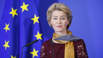 Η Ούρσουλα φον ντερ Λάιεν ανέλαβε το τιμόνι της Κομισιόν – Πήρε τη βαλίτσα της και μετακόμισε