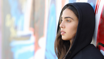 Διπλάσιος ο κίνδυνος κατάθλιψης για τα κορίτσια από τη χρήση των social media