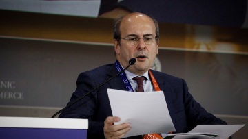 Χατζηδάκης: Η κυβέρνηση δεν θα μείνει απαθής για τη ΛΑΡΚΟ