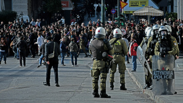 Επέτειος Γρηγορόπουλου: Μαθητική πορεία στο κέντρο της Αθήνας 
