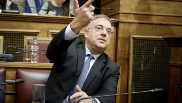 Θεοδωρικάκος: Οι 3 από τους 15 υποψήφιους στο Επικρατείας θα είναι από τους Έλληνες του εξωτερικού