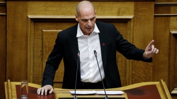 Βαρουφάκης: Καταψηφίζουμε ένα προσβλητικό για τους Έλληνες της διασποράς νομοσχέδιο 