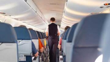 Επεισοδιακή πτήση Ρόδος - Αθήνα με τουρίστα που αρνούνταν να βάλει μάσκα