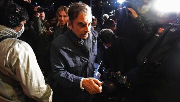 Διάσημοι φυγάδες: Ο Γκοσν της Nissan και τα 5 μεγαλοστελέχη που μάχονται κατά της έκδοσής τους