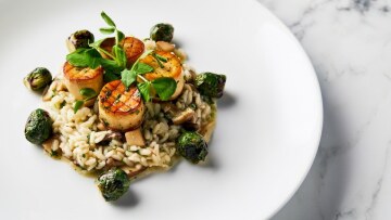 Οι Χρυσές Σφαίρες σερβίρουν vegan menu για πρώτη φορά 