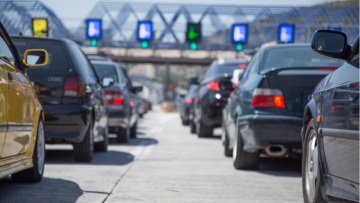 Διόδια: Ποιες είναι οι νέες τιμές στις εθνικές οδούς από τα μεσάνυχτα