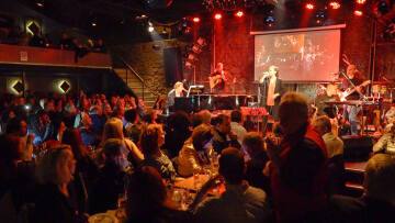 Στέφανος Κορκολής - Σοφία Μανουσάκη: Εντυπωσιακή αυλαία για τις «Μουσικές Ιστορίες»