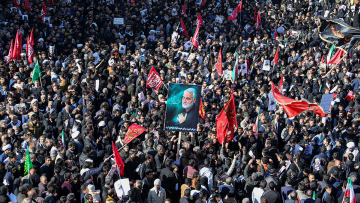 Οι Φρουροί της Επανάστασης απειλούν: Το Ιράν «θα πάρει σύντομα σκληρότερη εκδίκηση»