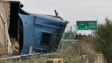 Λάρισα: Τροχαίο με νταλικά στην Εθνική οδό 