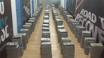 Αστακός: Με ιστιοφόρο έφερε το καρτέλ 1,2 τόνους κοκαΐνης από την Καραϊβική - Οι Αρχές αναζητούν έναν Έλληνα