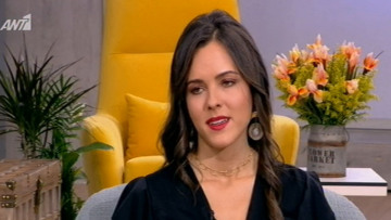 «Ελπίζω να σε βρουν σε χαντάκι»: Το απειλητικό μήνυμα σε νεαρή ηθοποιό από το «Καφέ της Χαράς»