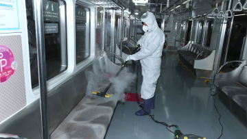 Κορωνοϊός: «Καρατομήθηκαν» τα κορυφαία κομματικά στελέχη σε Χουμπέι και Ουχάν