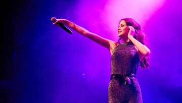 Eurovision 2020: Η Στεφανία Λυμπερακάκη με το «Supergirl» θα εκπροσωπήσει την Ελλάδα στο Ρότερνταμ