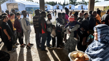 Από «κόσκινο» οι MKO που δραστηριοποιούνται στην Ελλάδα - Τι αλλάζει με το «Μητρώο Μελών» 