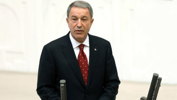 Προκαλεί ξανά ο Ακάρ: «Παράνομη» η στρατιωτικοποίηση 16 νησιών από την Ελλάδα