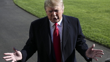 Τραμπ: Η επιδημία του κορωνοϊού θα λήξει τον Απρίλιο λόγω της ζέστης!