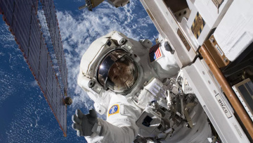 NASA: Ζητούνται νέοι αστροναύτες - Ποια είναι τα απαραίτητα προσόντα