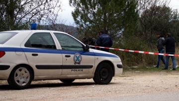 Σφαίρες, πυροκροτητές και χασίς σε δυο σπίτια στη Φλώρινα