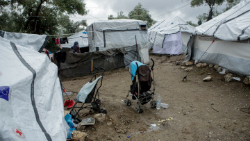 Μεταναστευτικό: Σε 1.100 στρέμματα θα γίνουν τα νέα hotspots σε Σάμο, Λέσβο, Χίο