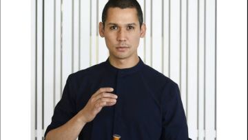 Βίντεο: Δείτε τον Σωτήρη Κοντιζά με μαγιό στη Μύκονο