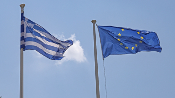 Κομισιόν: Στο 2,4% η ανάπτυξη φέτος στην Ελλάδα - Συνεχίστε τις μεταρρυθμίσεις