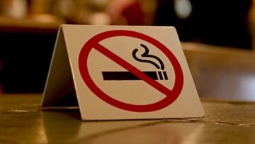 Αντικαπνιστικός νόμος: Σε οκτώ στα δέκα κέντρα δεν διαπιστώθηκαν παραβάσεις