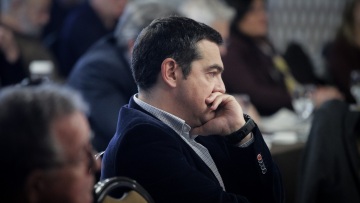 Τσίπρας: «Ναι» στην αλλαγή ονόματος, «πύρρειος νίκη» για τα... ψηφιακά μέλη - Τι είπε για τους «αρμούς της εξουσίας»