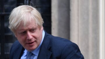 Κορωνοϊός στη Βρετανία: Δεν έπεισαν τους ειδικούς τα μέτρα που ανακοίνωσε ο Μπόρις Τζόνσον
