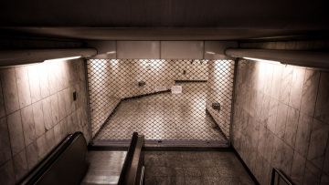 Απεργία σε όλα τα μέσα μαζικής μεταφοράς - Αιτήματα χωρίς λογική, λέει η κυβέρνηση