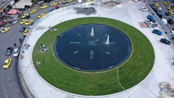 Ομόνοια: Στην τελική ευθεία η ανανεωμένη πλατεία - Γέμισε με νερό το συντριβάνι