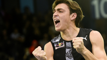 Στίβος: Έγραψε ξανά ιστορία ο Ντουπλάντις ξεπερνώντας τα 6μ.  - Δείτε βίντεο