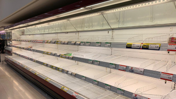 Κορωνοϊός - Ιταλία: Τέσσερις νεκροί, 203 τα κρούσματα - Αδειάζουν τα σούπερ μάρκετ στο Μιλάνο