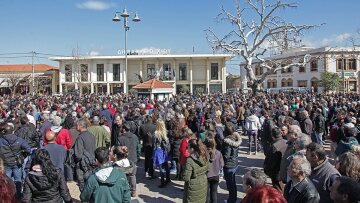 Μεταναστευτικό: Ο Μητσοτάκης βλέπει τους δημάρχους των νησιών μετά τη χυδαιότητα Μουτζούρη