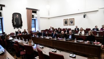 Novartis: Εισαγγελική έρευνα περί διαρροής στοιχείων από τα απόρρητα έγγραφα του FBI