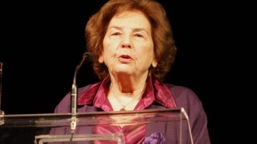 Έσβησε η Άλκη Ζέη, η αγαπημένη παιδιών και μεγάλων